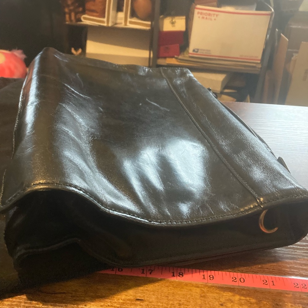 Hugo Boss Black Leather briefcase/laptop bag - Picture 4 of 10